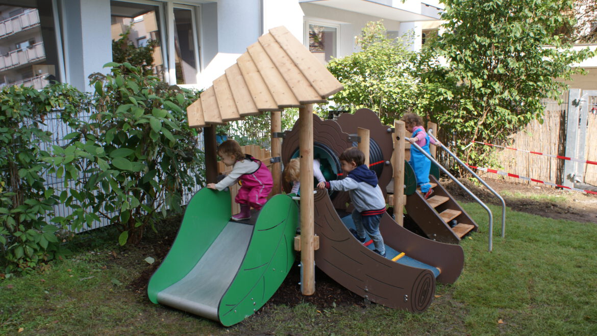 Unser neues Garten-Spielhaus